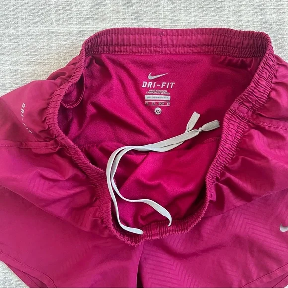 Nike Dri-fit Women’s Magenta Pink Athletic Gym Workout Running Shorts - Picture 5 of 5